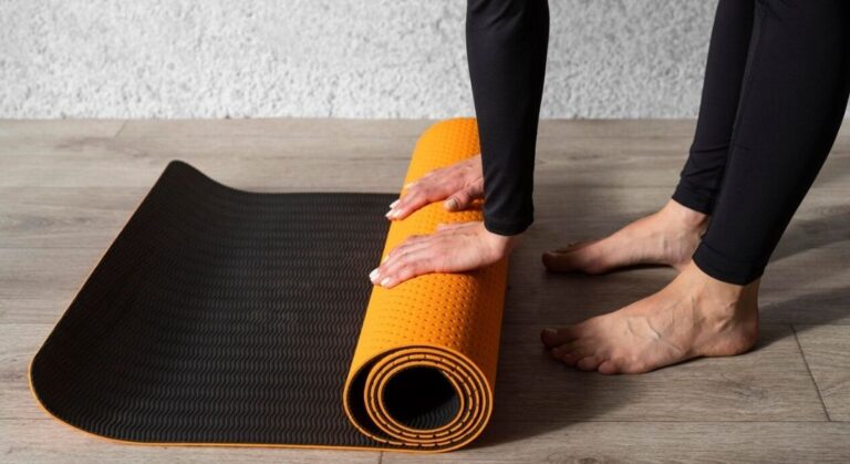 Best yoga mats for traveling